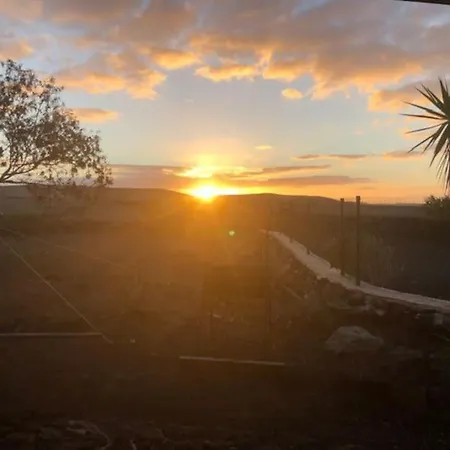 Ferienhaus Amazing Sunset House With Terrace And Garden La Oliva